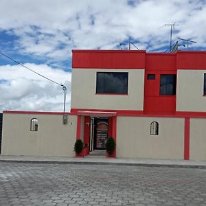 Hostal Campo Verde Hotel Latacunga Exterior photo