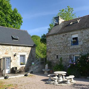 Le Domaine Du Pont Canon Bed & Breakfast Plourivo Exterior photo